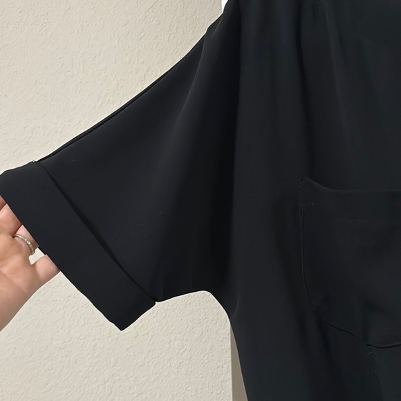 Trina Turk black blouse, Tunic, stretch waist, zipper, pockets, size XS - Picture 8 of 11